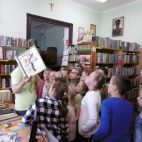 Maj z książką - wycieczka do biblioteki  