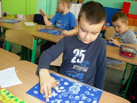 Zimowe pejzaże w bibliotece