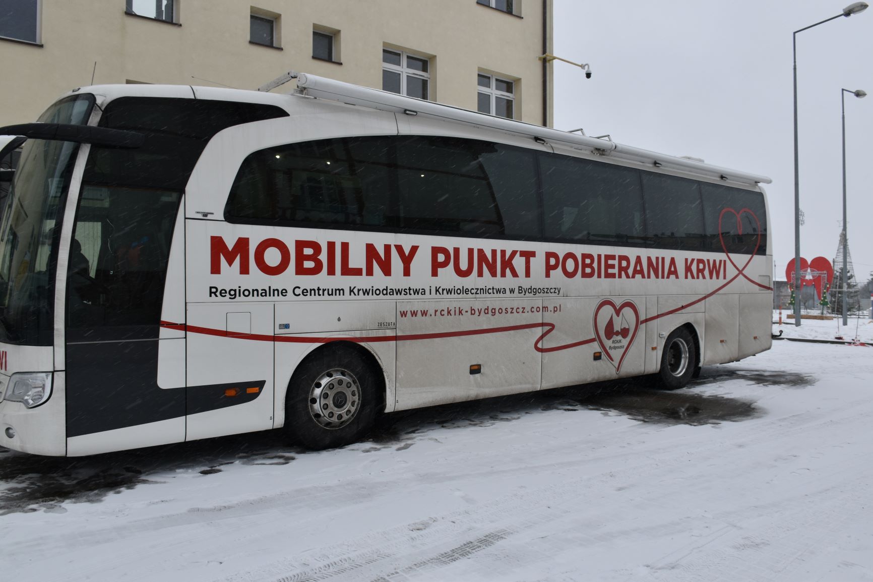 Mobilny punkt pobierania krwi - krwiobus